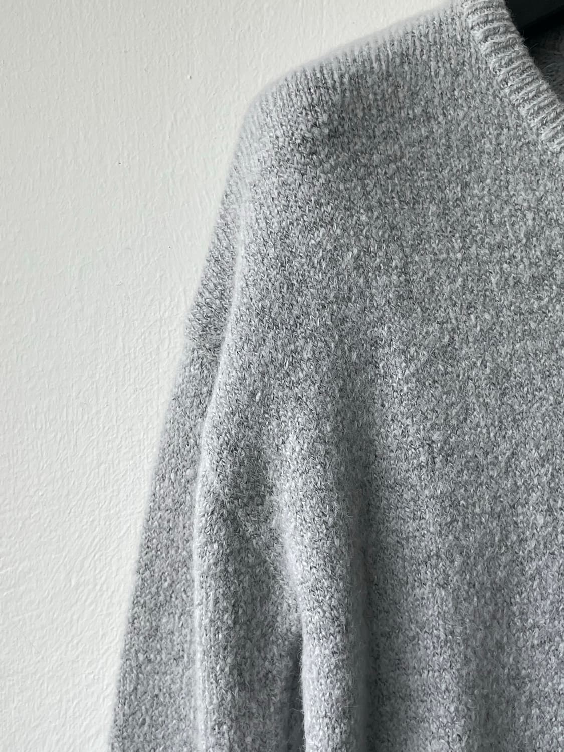 라벨아카이브 v- nack sweater 새상품 상품이미지4