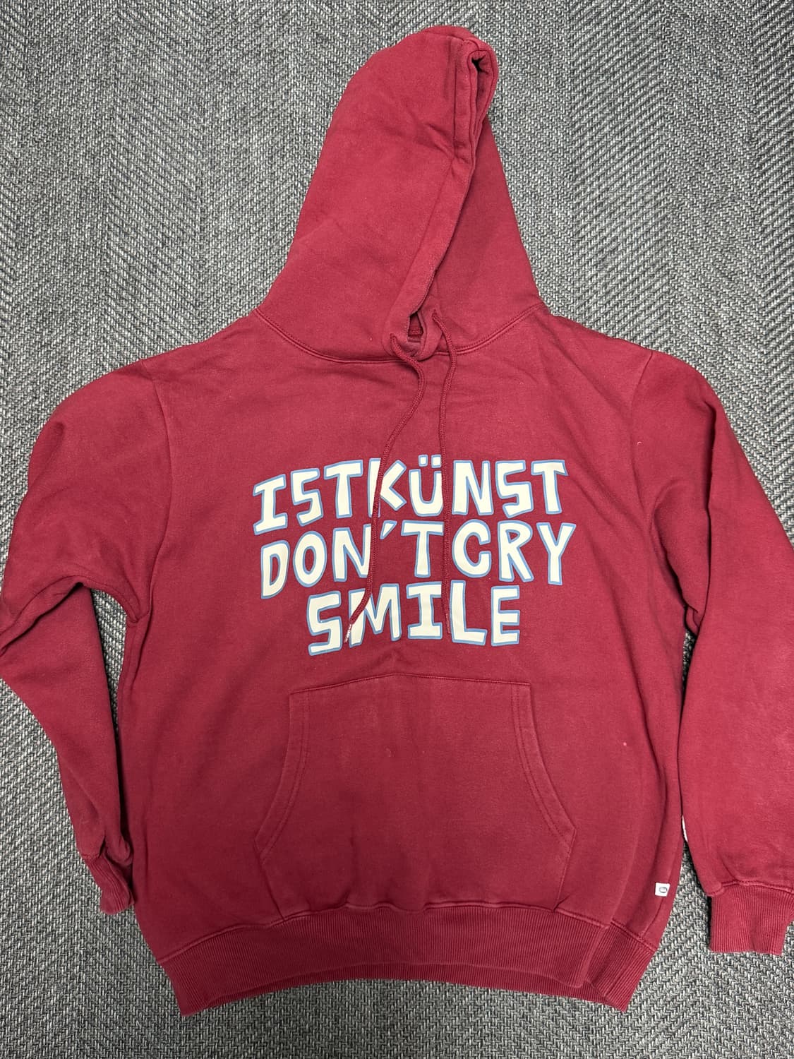 이스트쿤스트 돈 크라이 후드티 버건디 상품이미지1