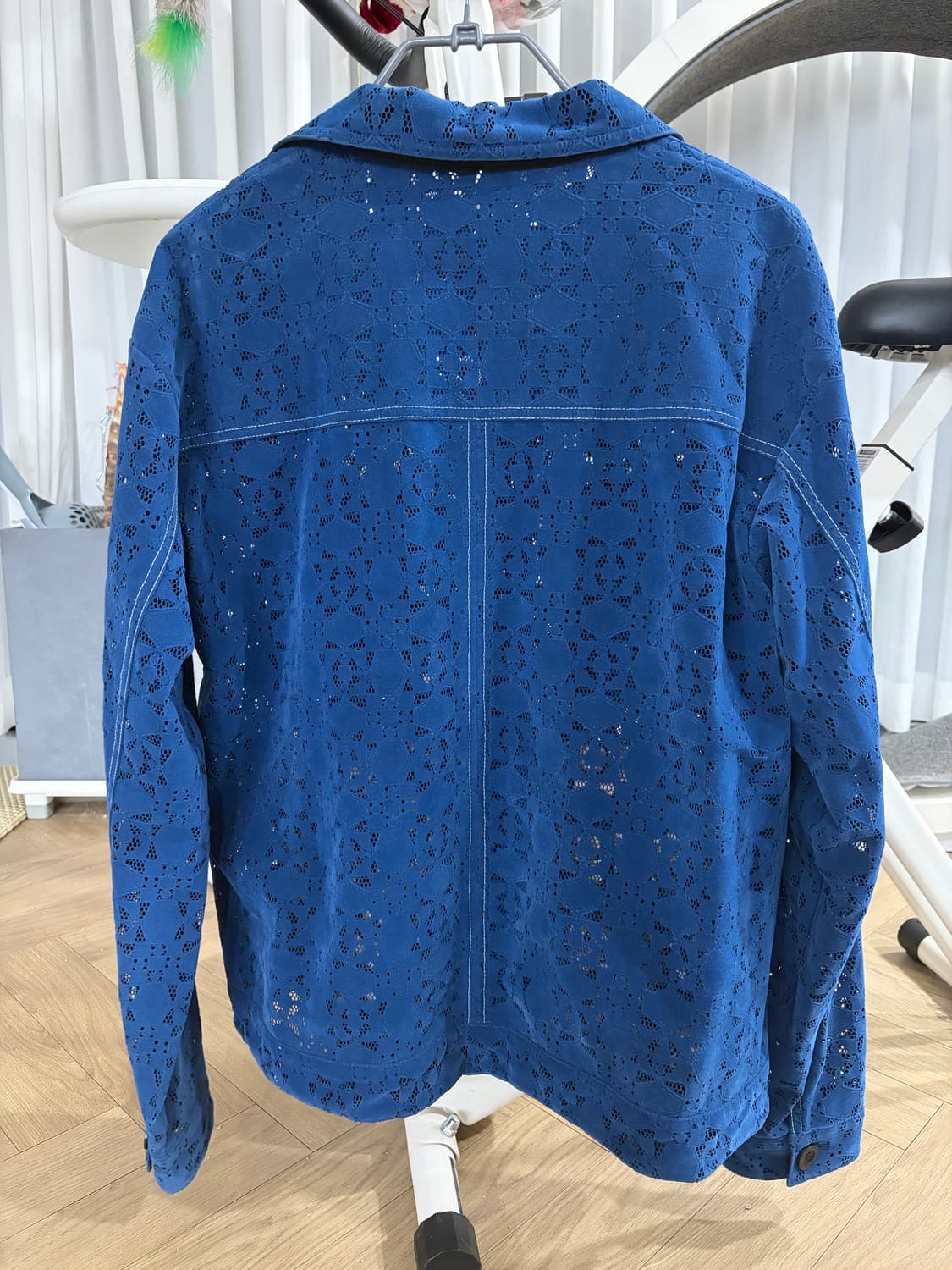 앤더슨벨 펀칭 트러커 자켓 상품이미지3