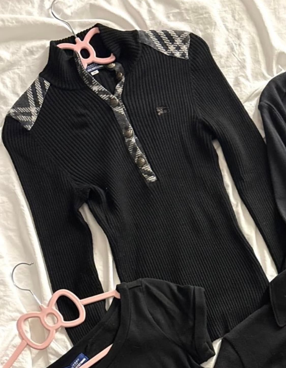 3월까지만) 버버리 블루라벨 38 블랙 골지니트 카라 롱슬리브 탑 빈티지 상품이미지1