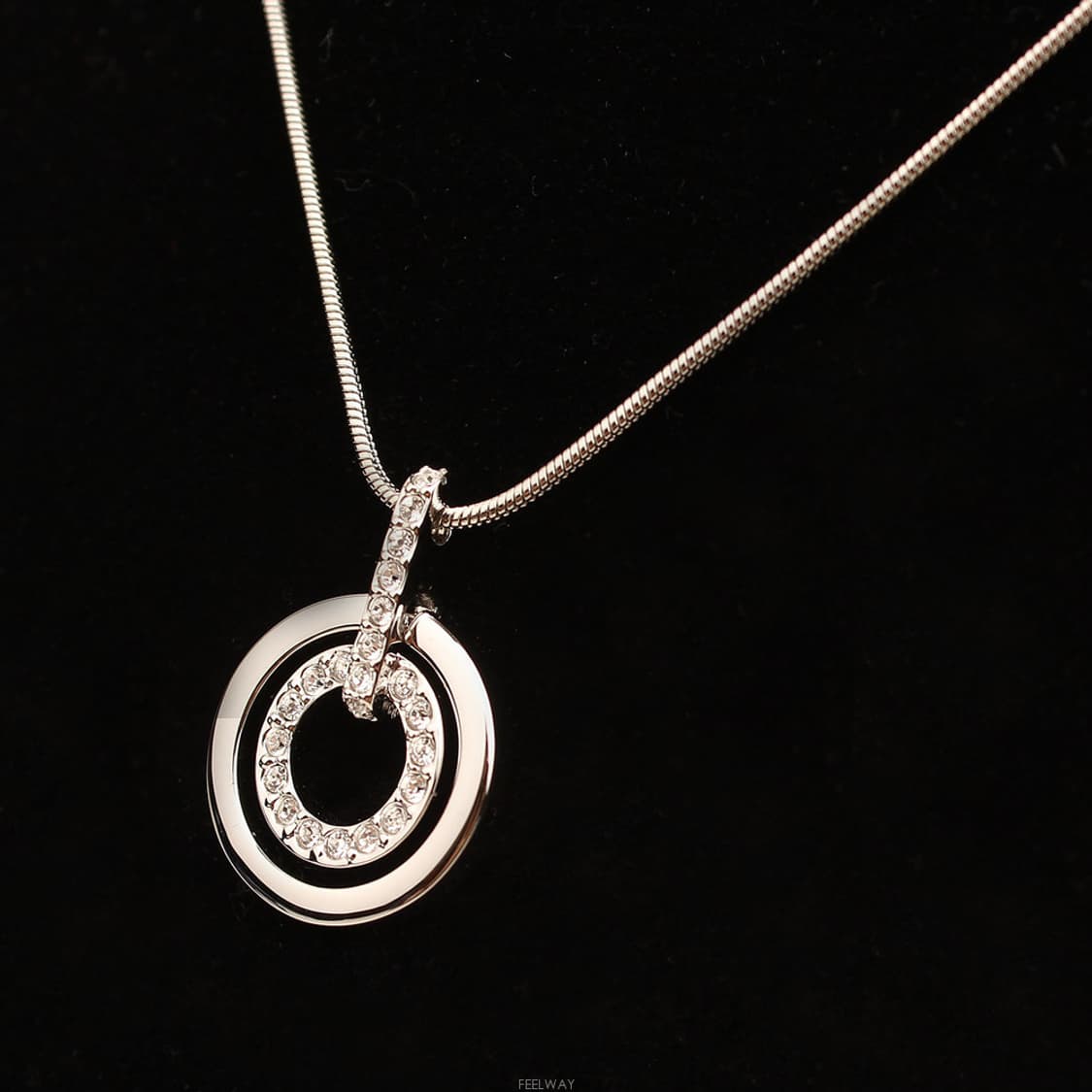 스와로브스키 크리스탈 서클 펜던트 은장 목걸이 상품이미지2