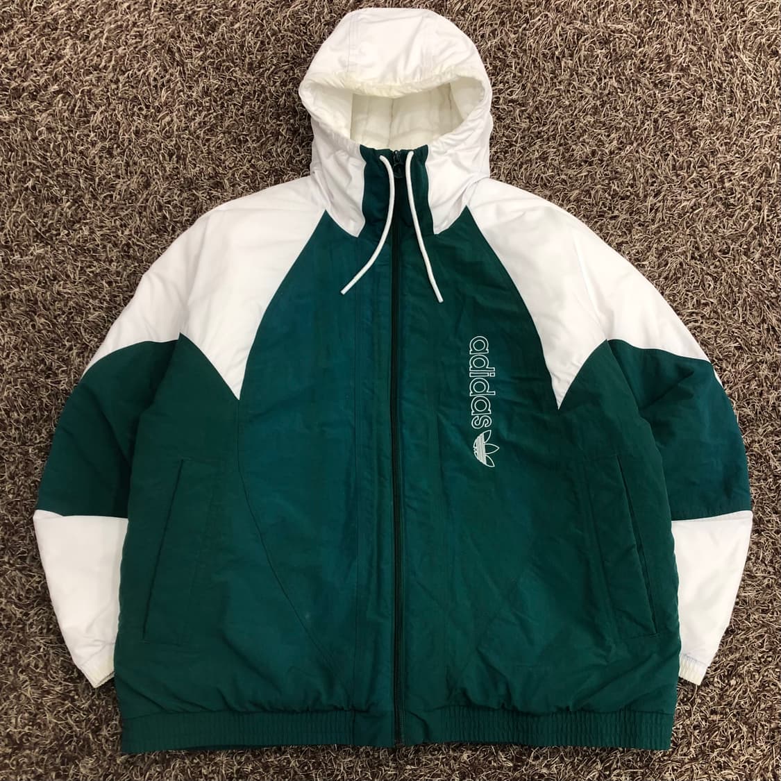 아디다스 백로고 패디드 바람막이 점퍼 자켓 상품이미지1