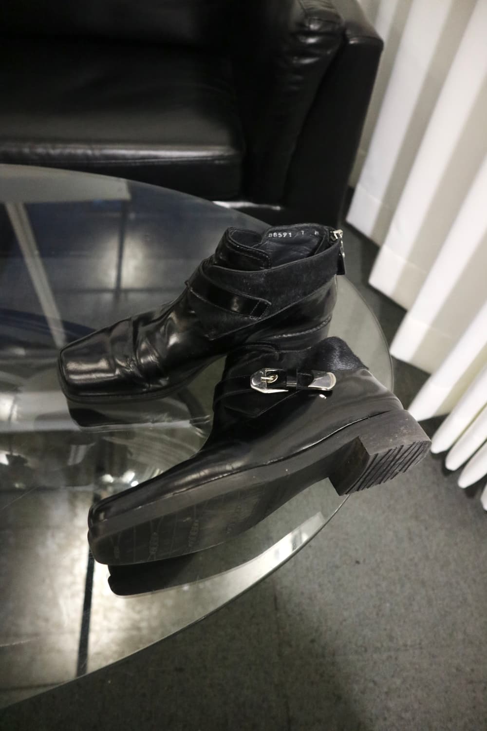 Stuart Weitzman leather fur boots 상품이미지4