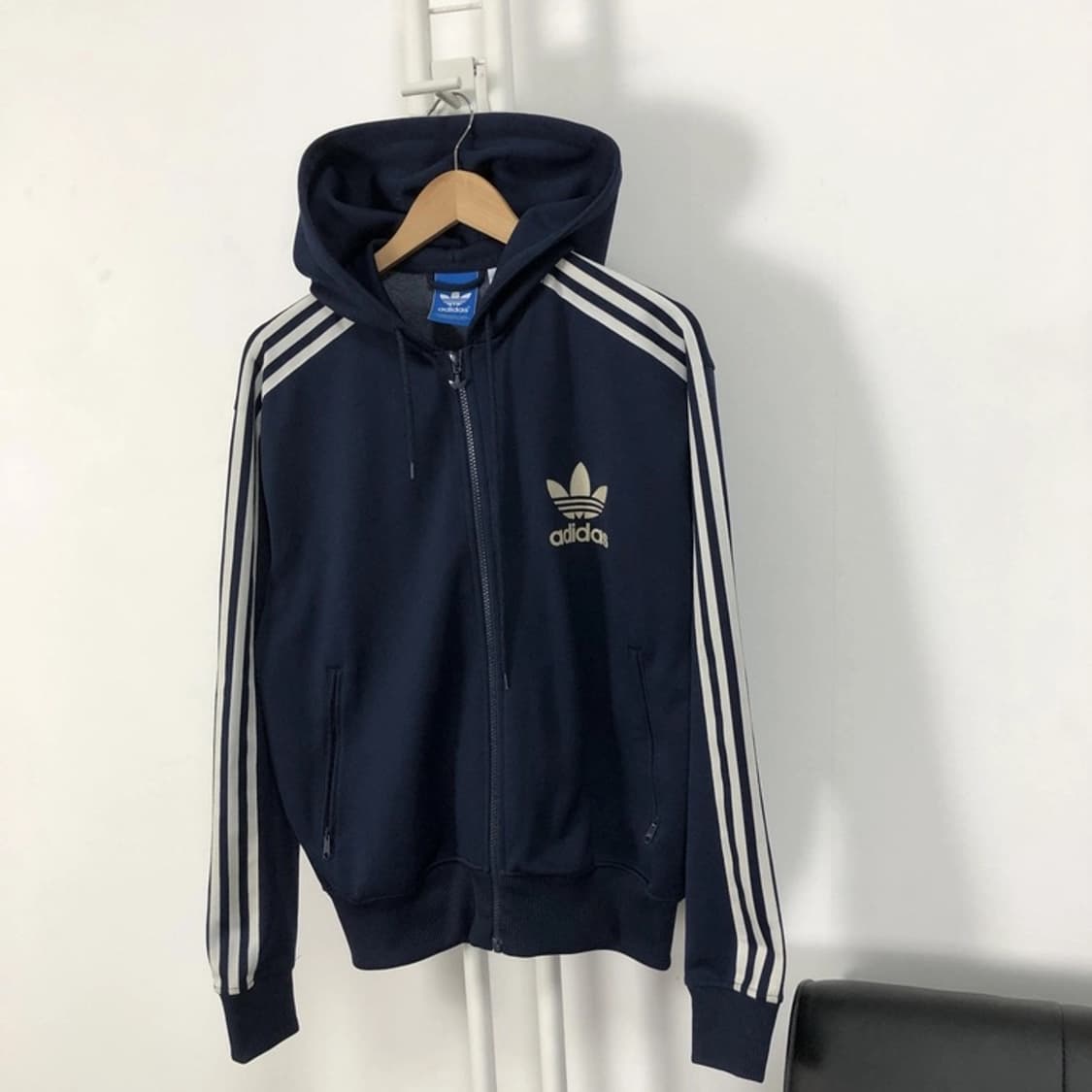 아디다스 정품 크롭 3stripes 후드 져지 상품이미지2