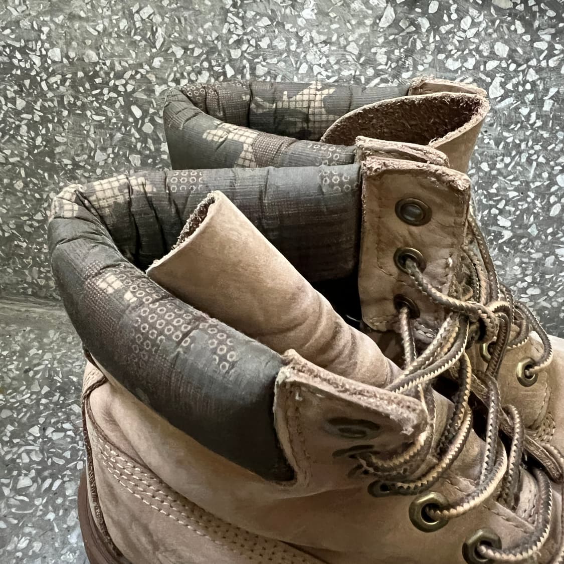 팀버랜드 클래식 6인치 워터프루프 애쉬 브라운 부츠 상품이미지6