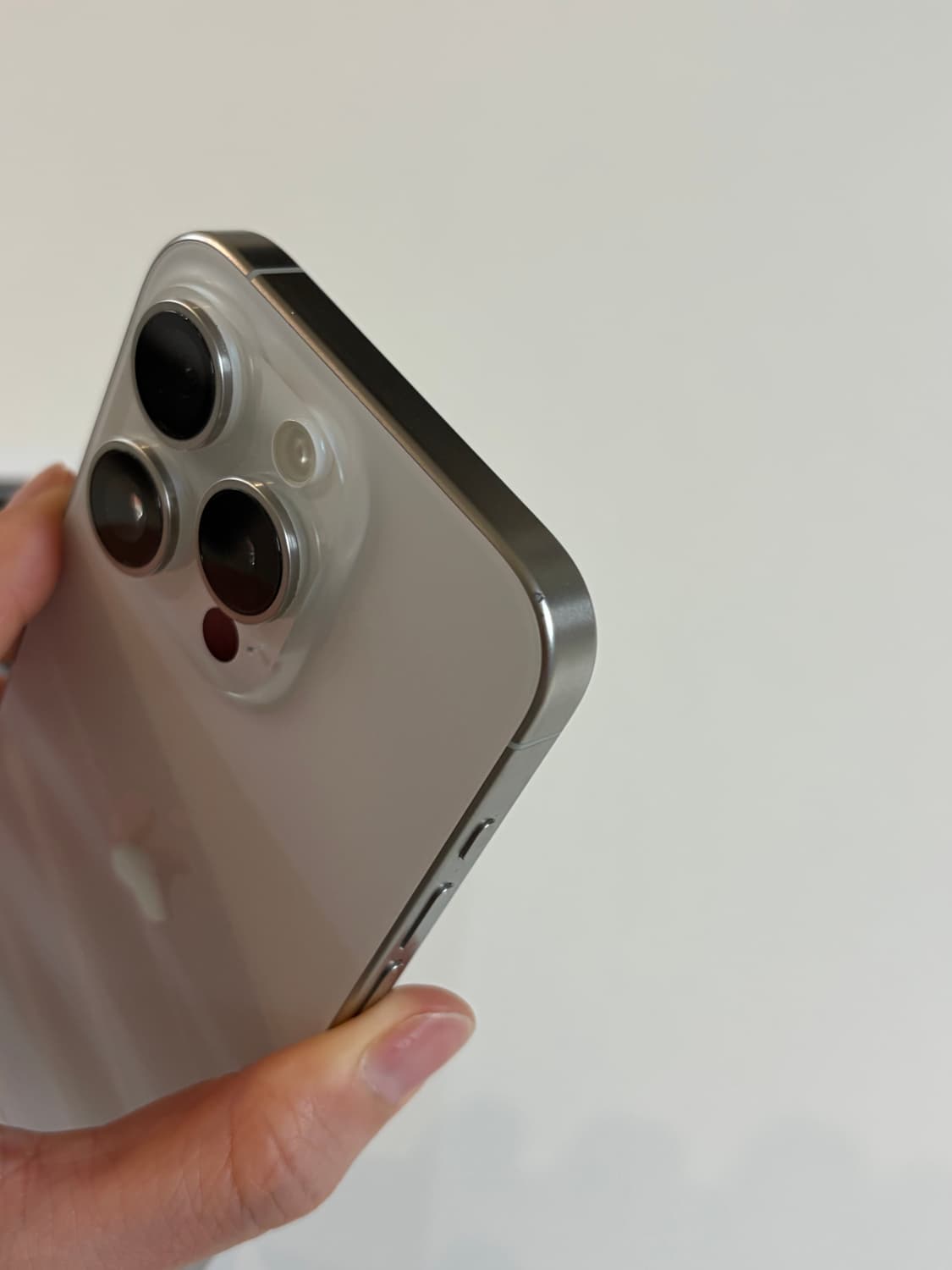 아이폰15pro 512G 홍콩판 무음카메라 상품이미지7