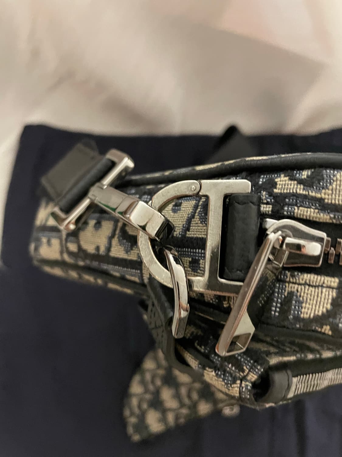 디올 오블리크 트리플 새들 메신저백 가방 상품이미지3