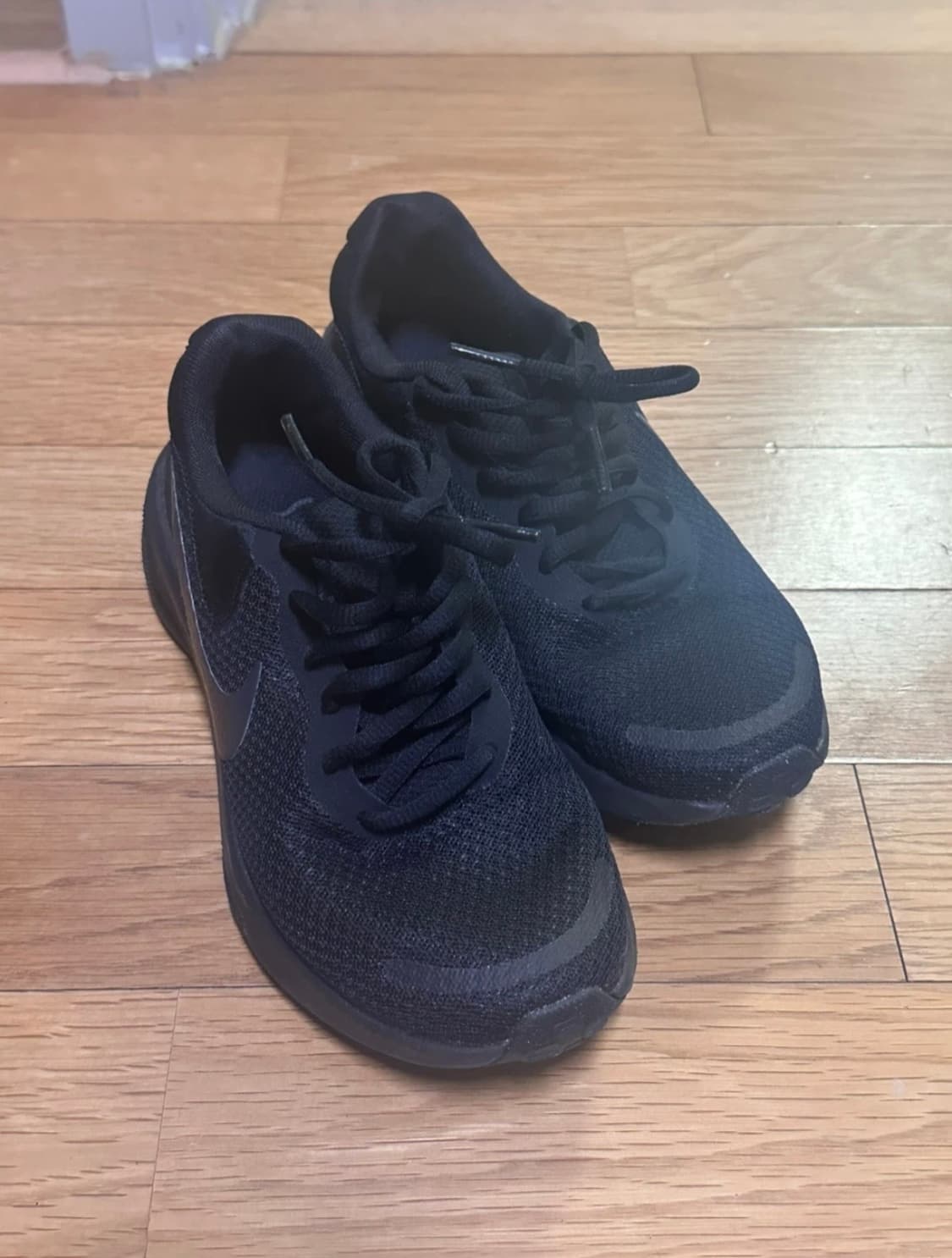 [230] 나이키 레볼루션7 블랙 상품이미지1