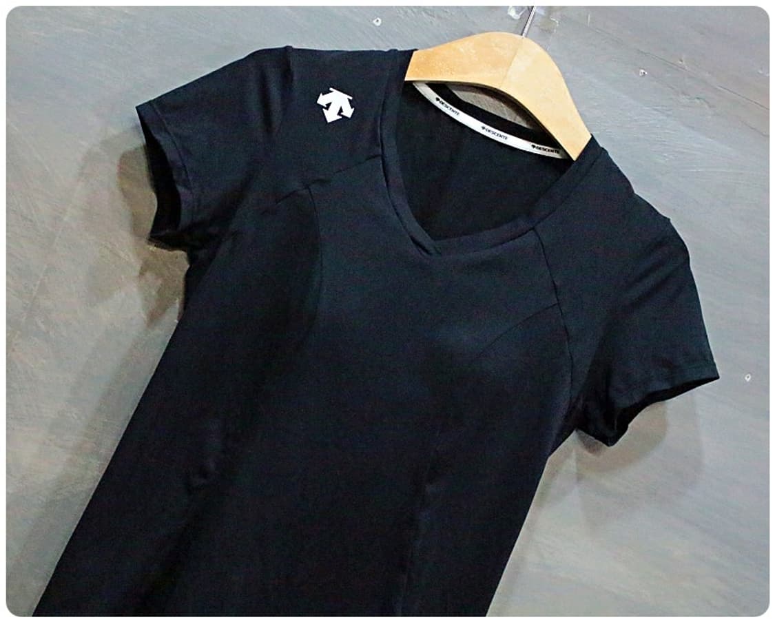 데상트 브라캡 기능성 반팔 티셔츠 S 상품이미지1