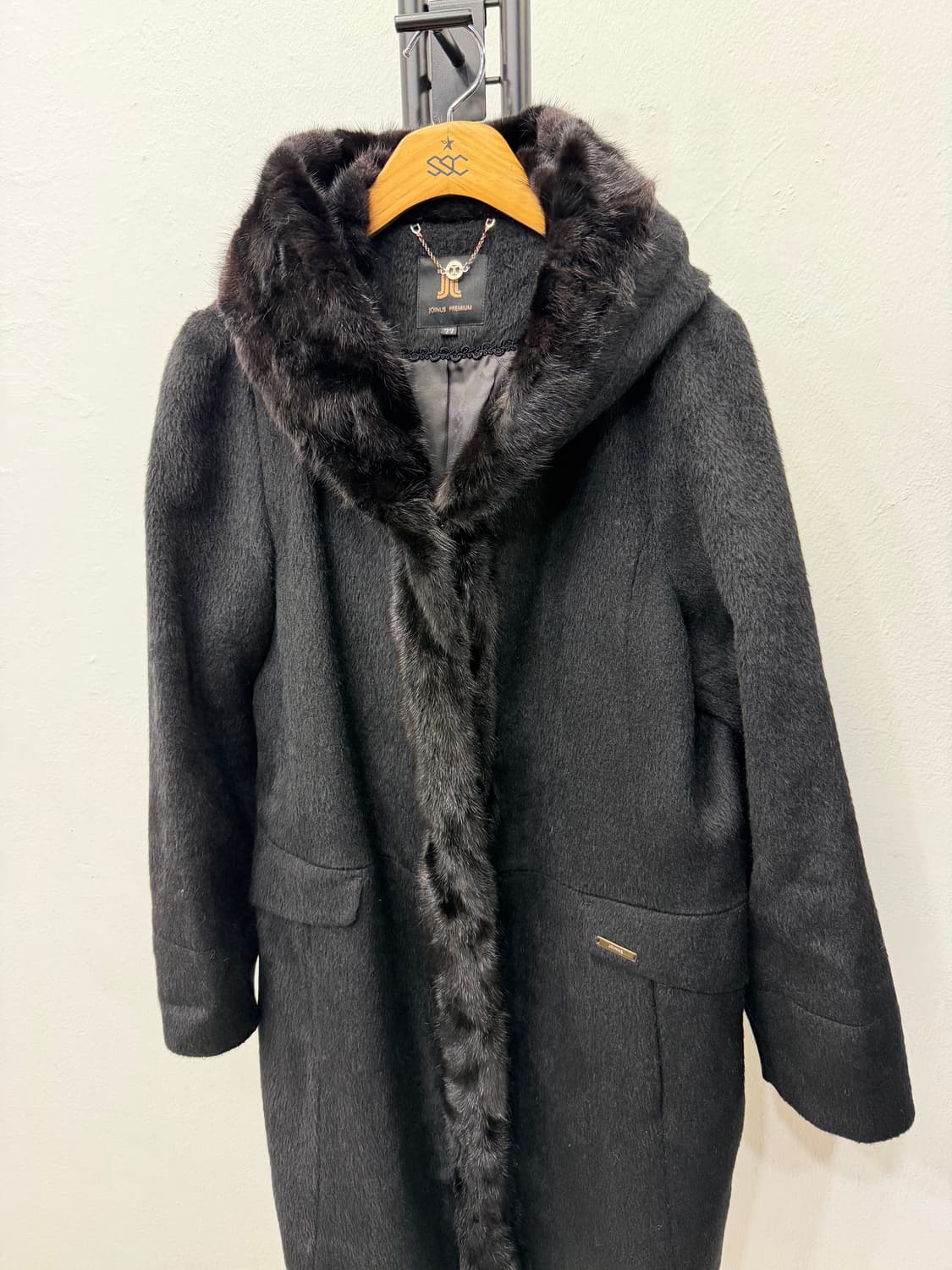 정품) 조이너스 프리미엄 블랙 퍼 밍크코트 77 상품이미지3