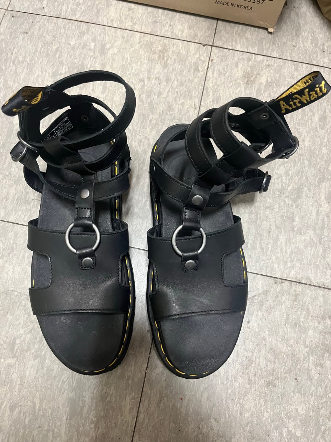 닥터마틴 아다이라 부츠 샌들 상품이미지2