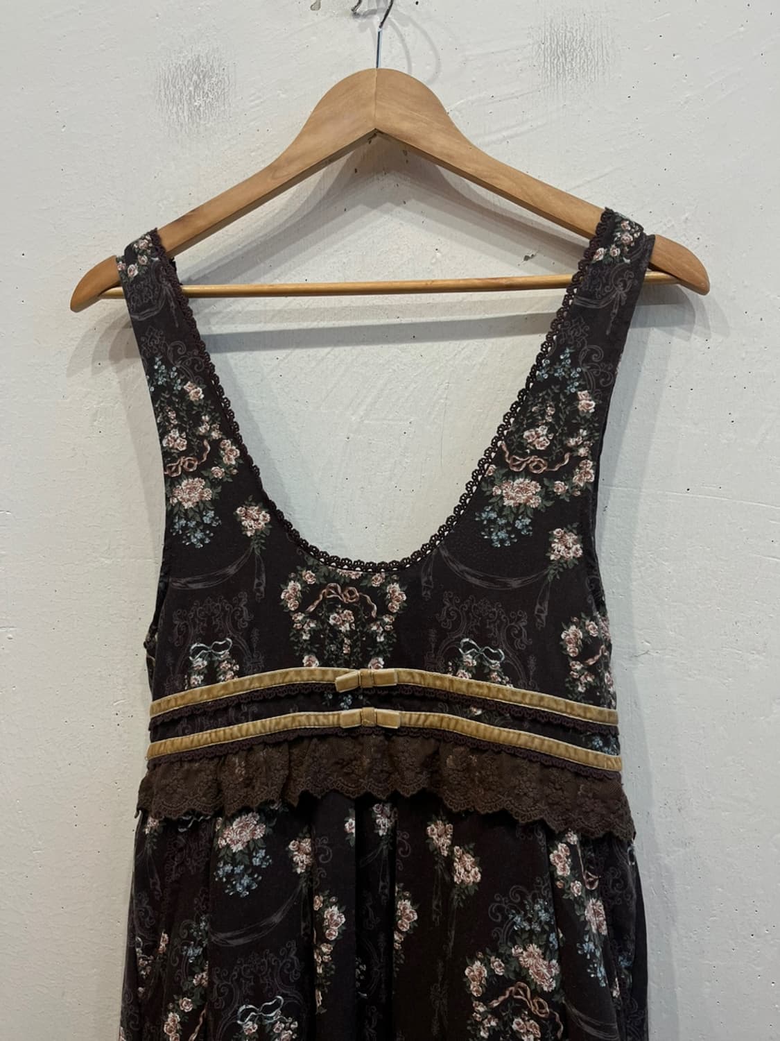 액시즈팜 플라워 프릴 원피스 상품이미지2