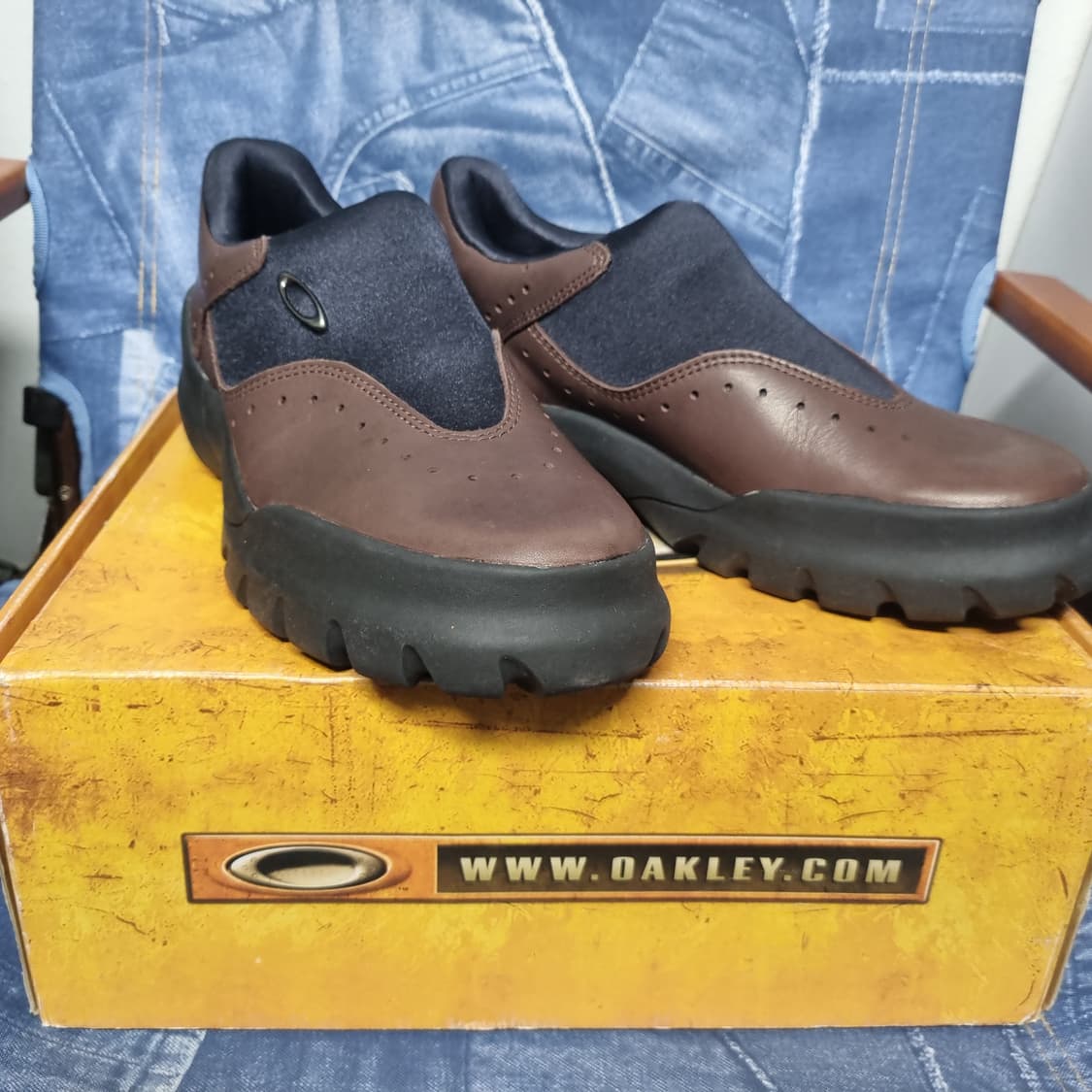 오클리 아카이브 플랫네일 (2001) 슬립온 280 상품이미지1