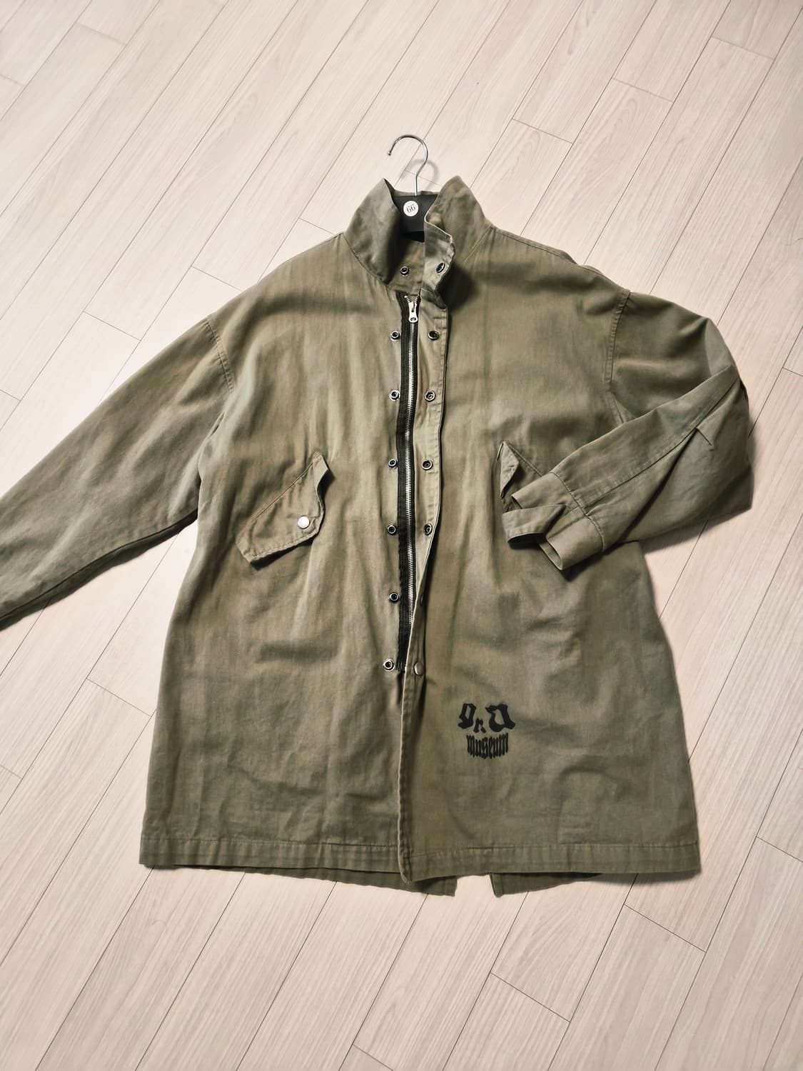 IMVELY (임블리)유니크한 자수 오버핏 야상 자켓 상품이미지3