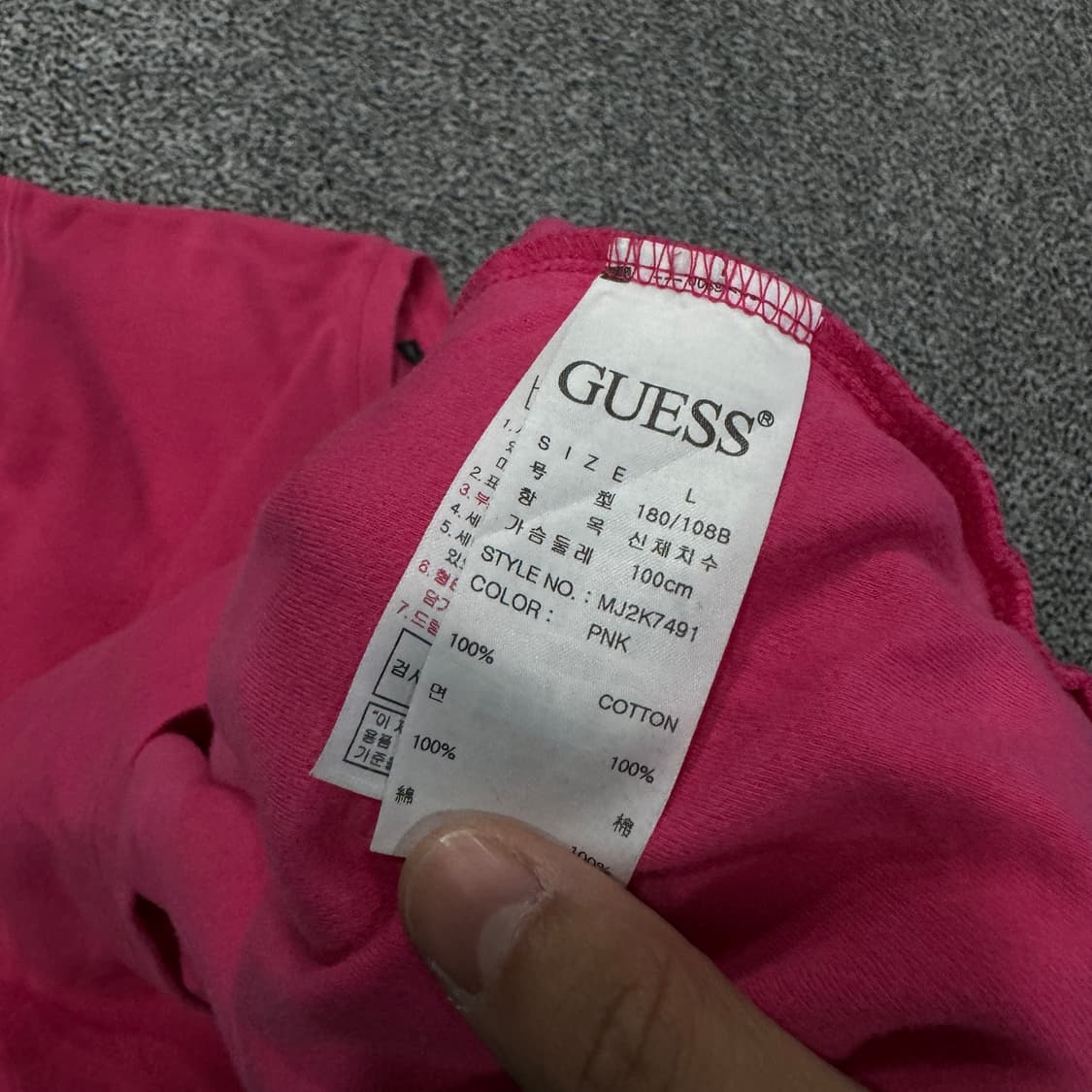 아이앱스튜디오 X 게스 반팔티  상품이미지4