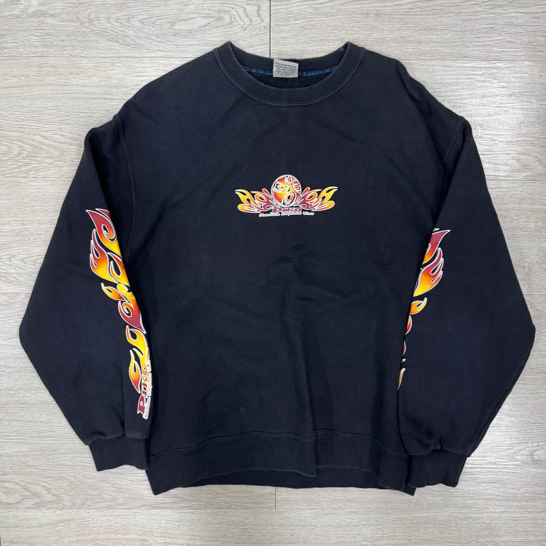 piko 피코 검정색 맨투맨 티셔츠 불꽃 프린팅 맨투맨 상품이미지1