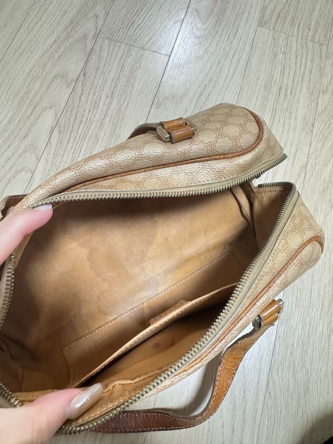 셀린느 가방 상품이미지3
