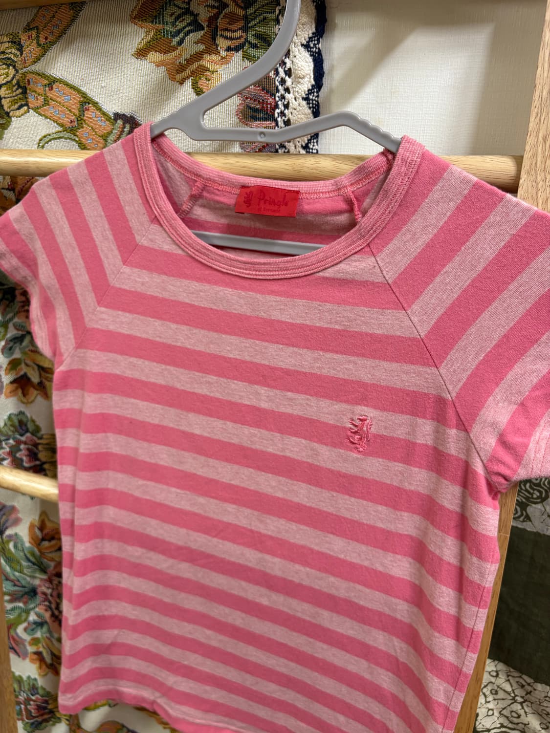 y2k 키치 Pringle 핑크 줄무늬 반팔티 상품이미지2