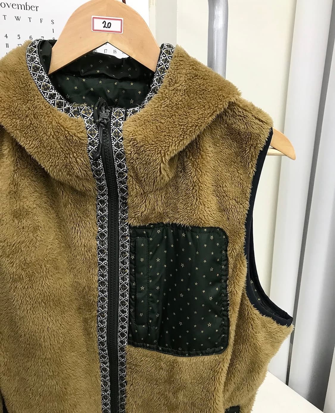 리버시블 후드 플리스 베스트 상품이미지2