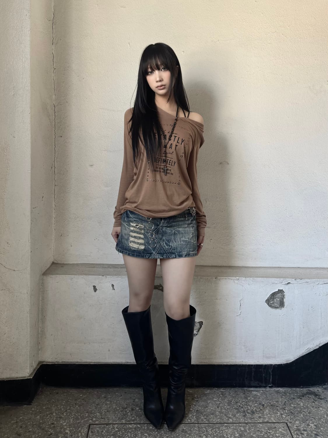 Brown long sleeve 상품이미지1