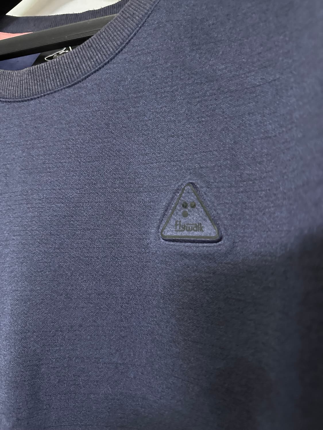 K2 플라이워크 맨투맨 네이비 상품이미지2