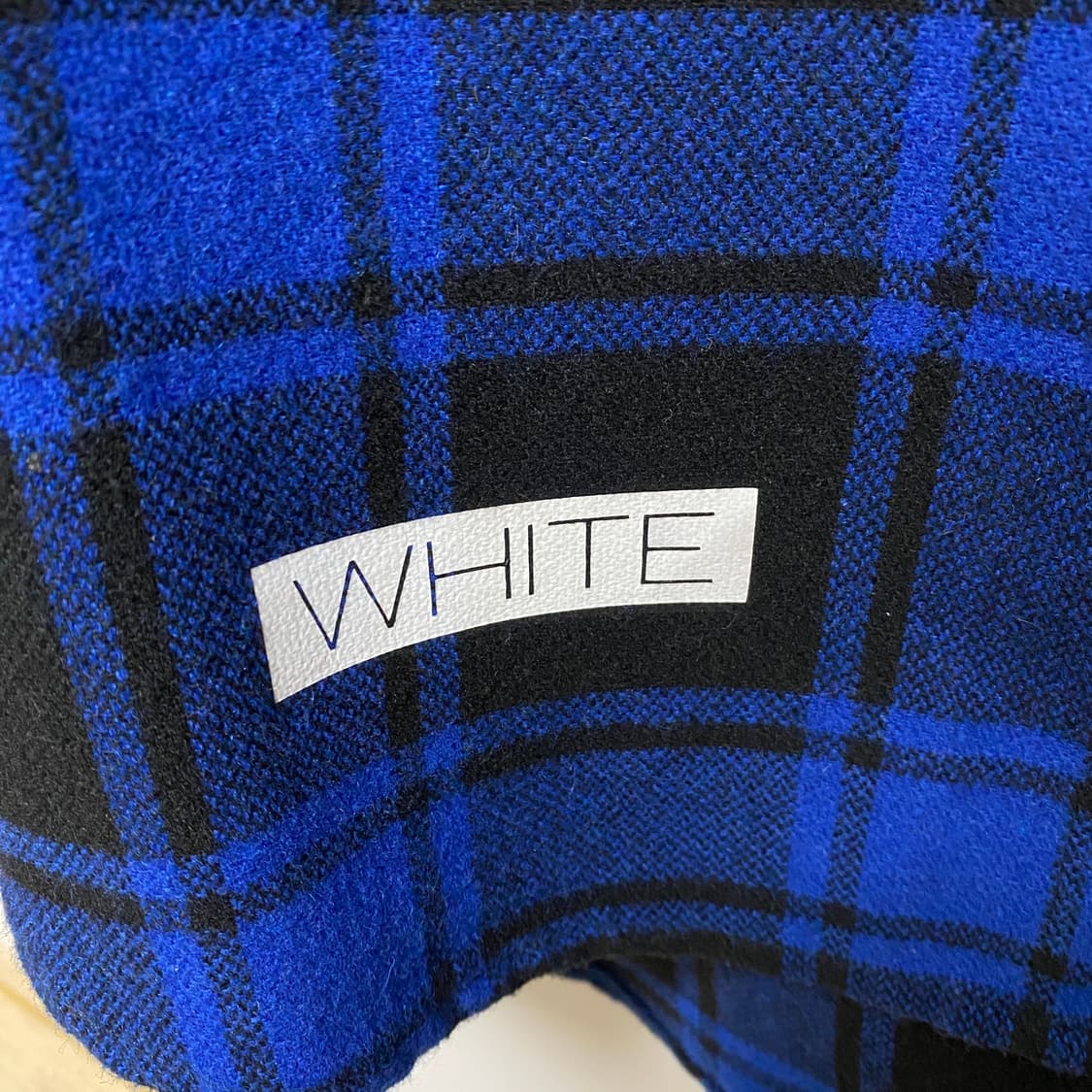 [ XS ] 오프화이트 플란넬 애로우 체크 셔츠 상품이미지3