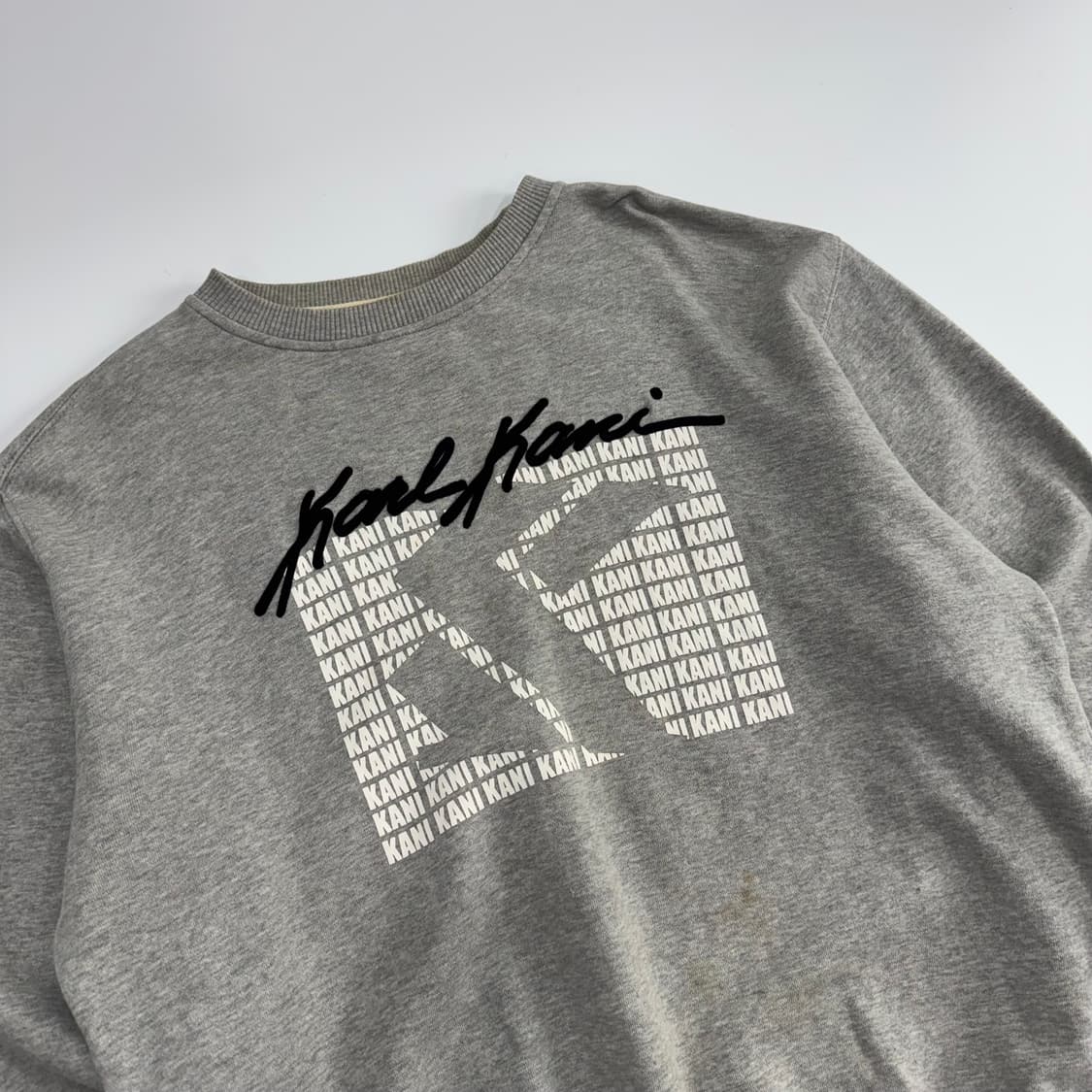 Khal Kani 칼카니 자수 로고 그레이 맨투맨 상품이미지4