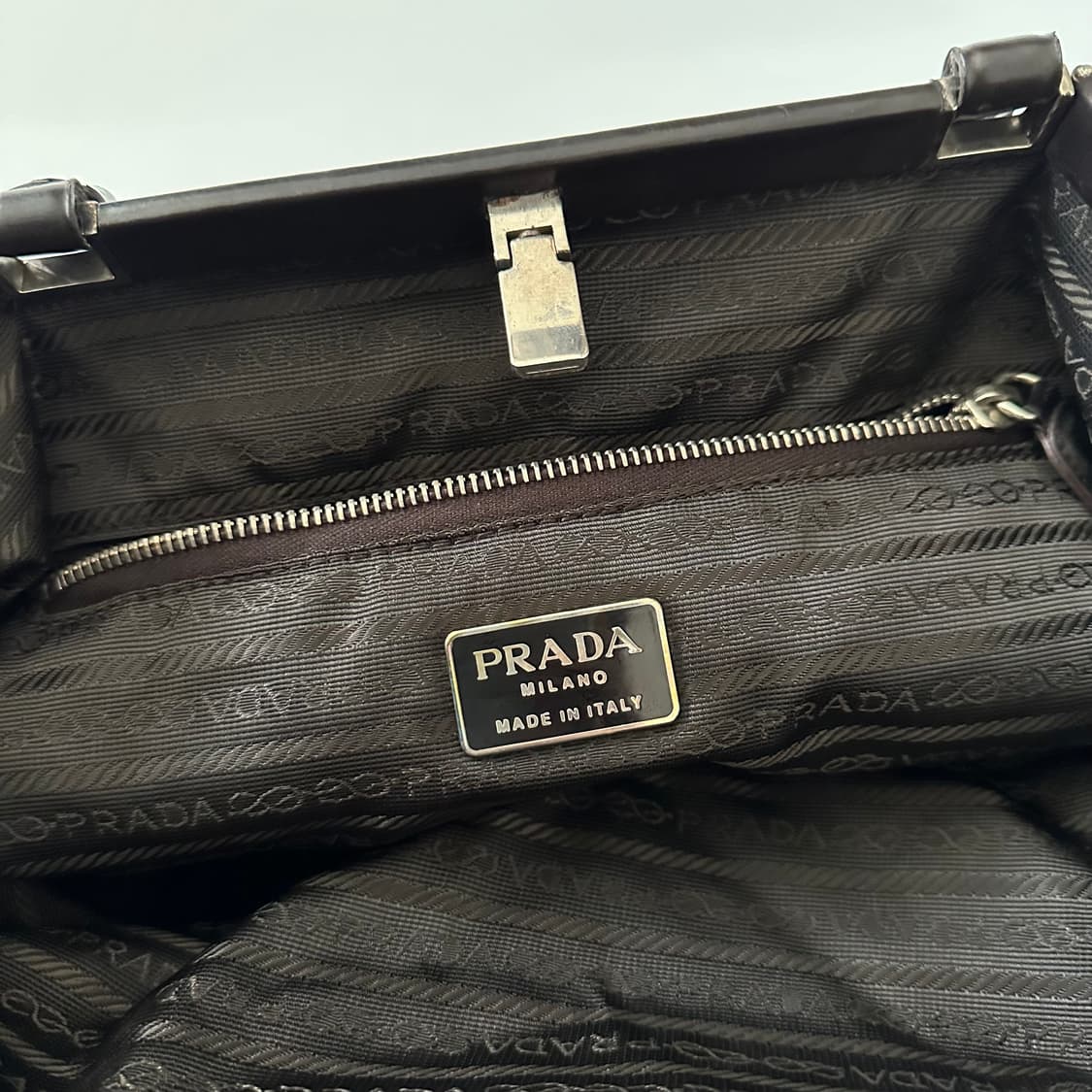 프라다 prada 포코노 나일론 토트백 상품이미지8