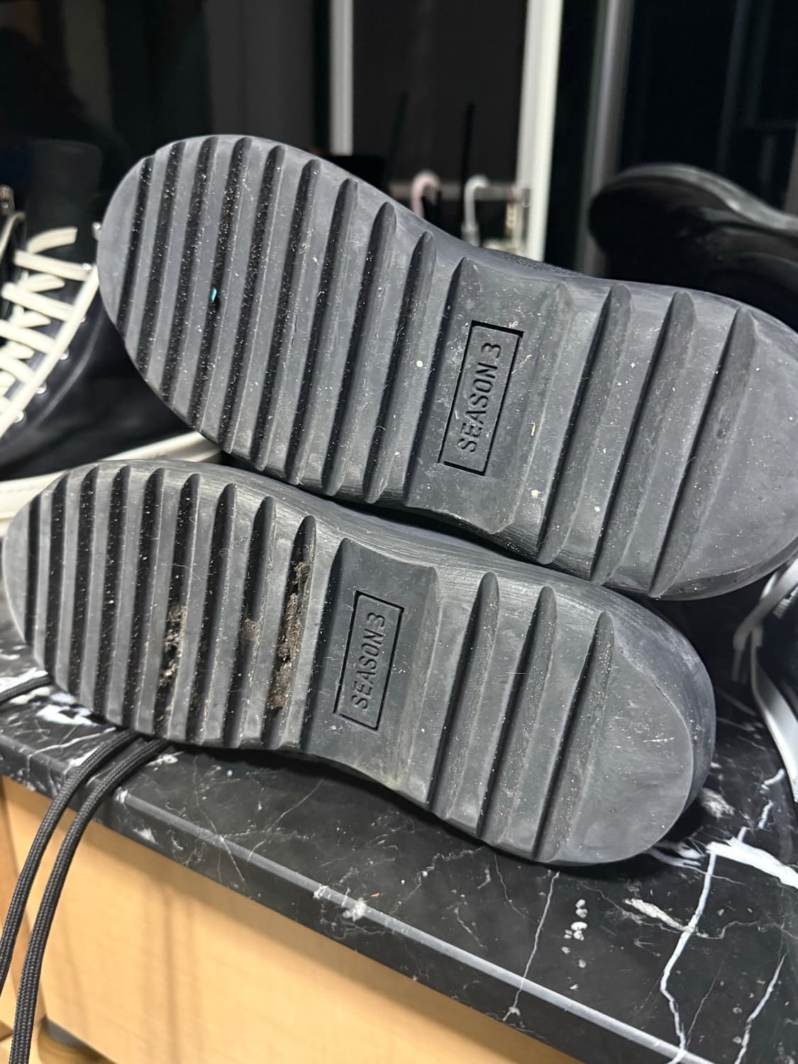 Yeezy Season 3 Onyx military boots 상품이미지4