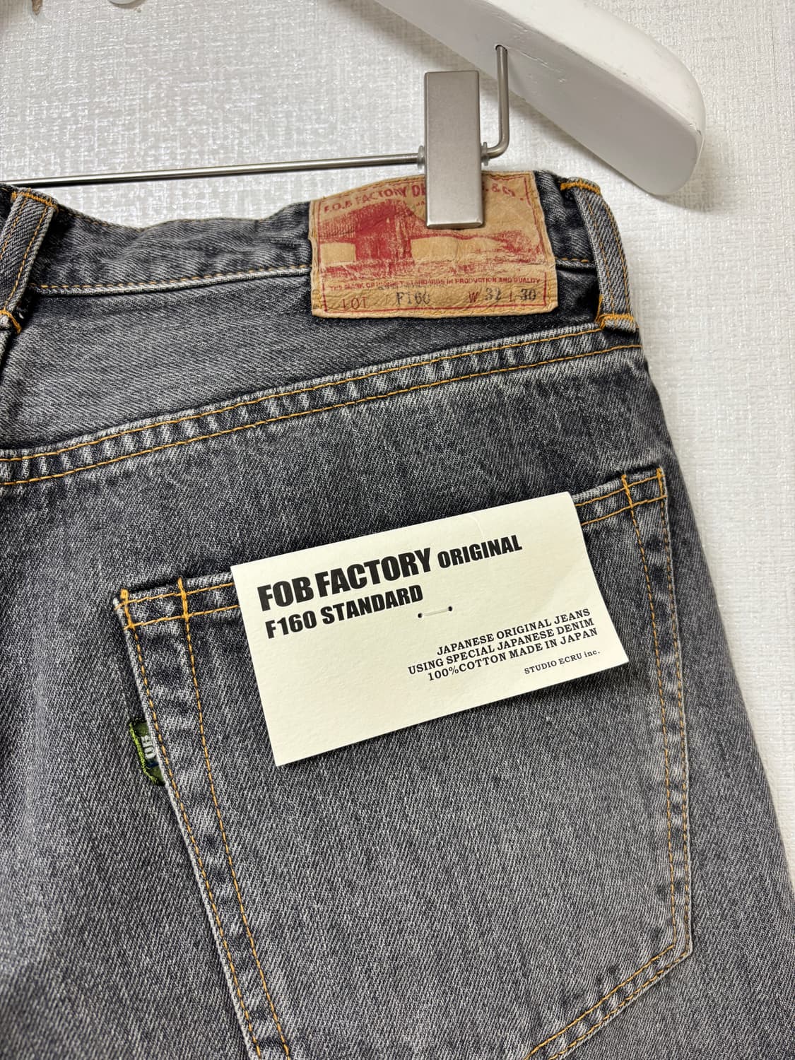[새제품] FOB factory 셀비지 그레이 워싱데님 32/30 상품이미지4