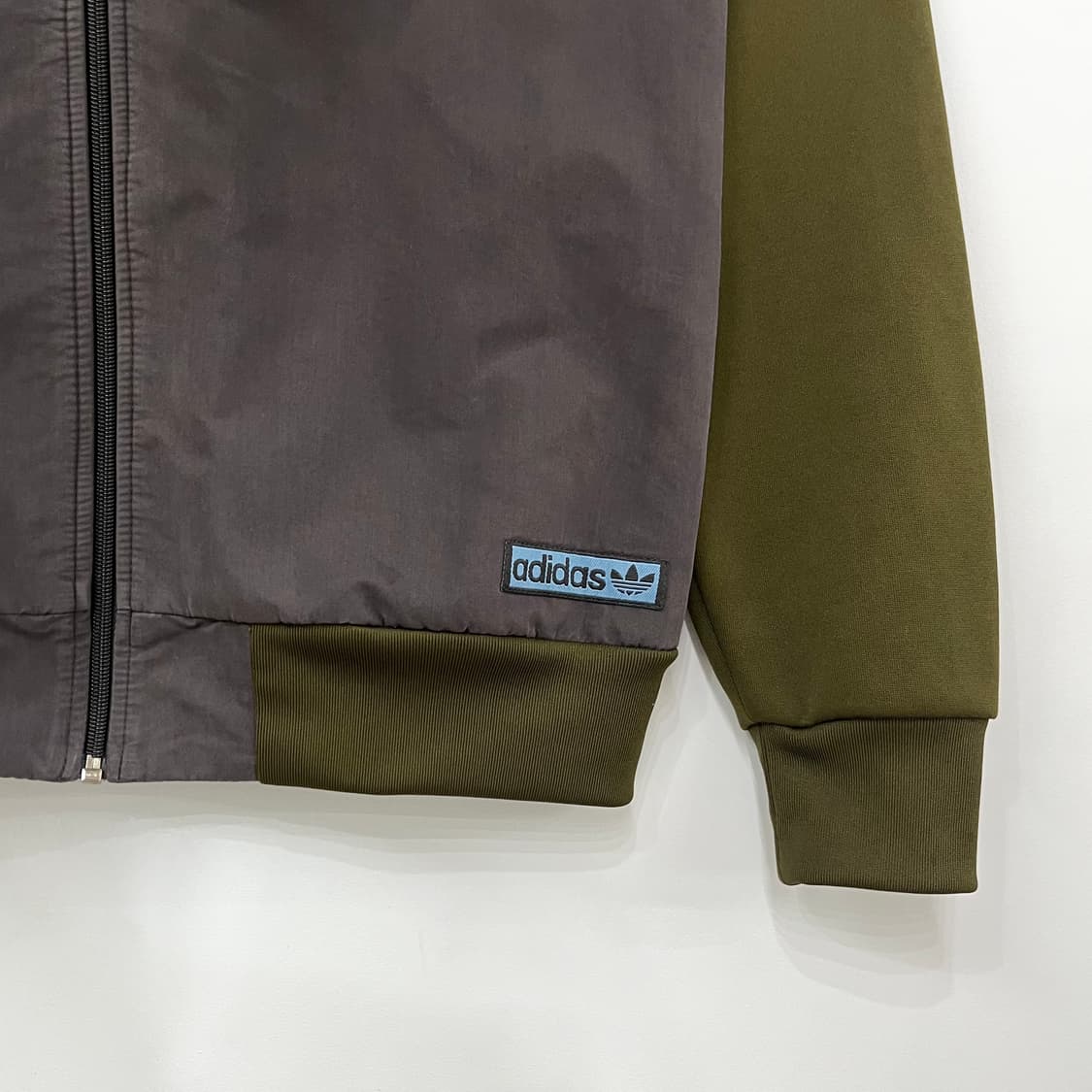 아디다스 00s 올드스쿨 브라운 카키 트랙탑 져지 상품이미지6