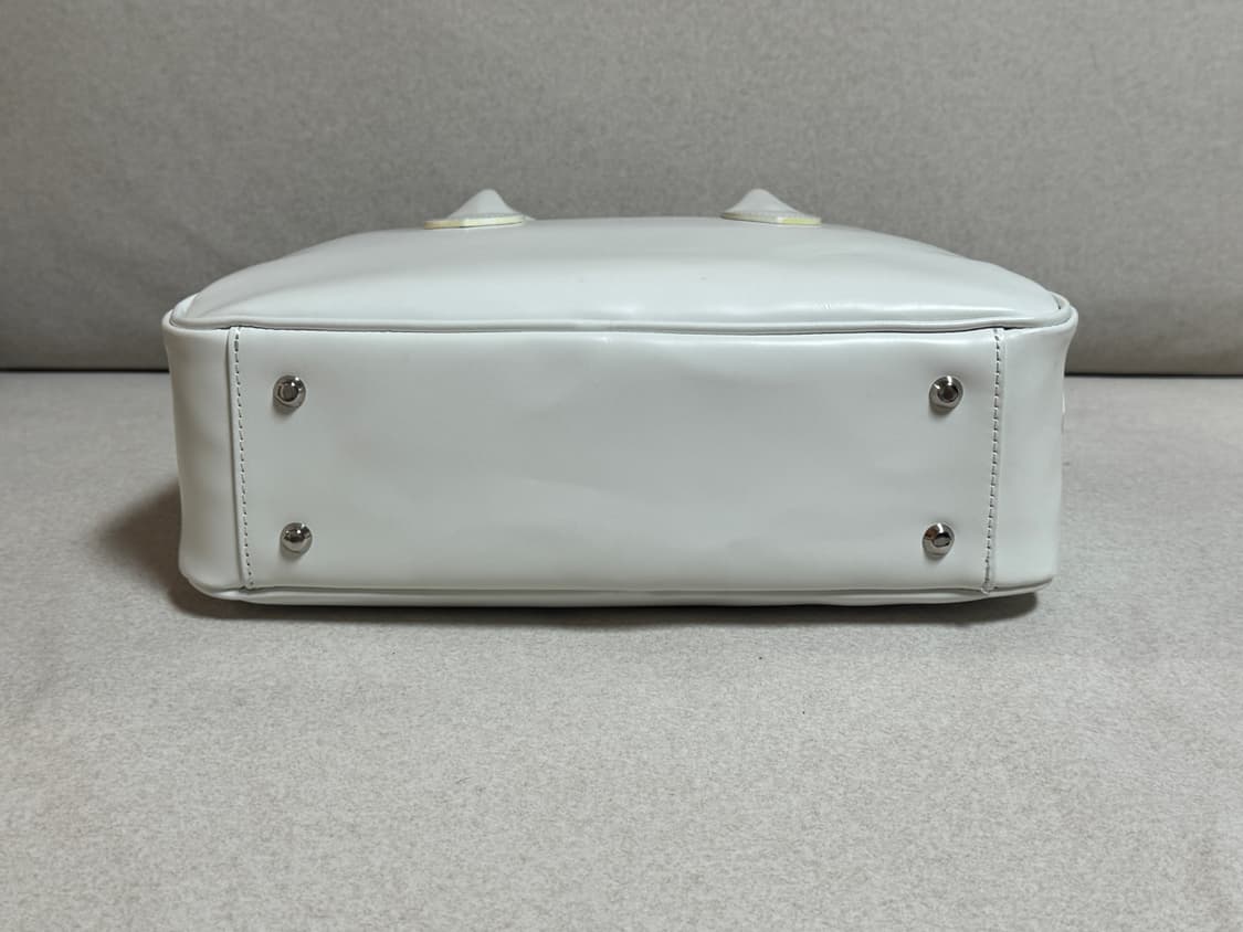 꼼데가르송 아오야마 백 라운드 화이트 3호 상품이미지5