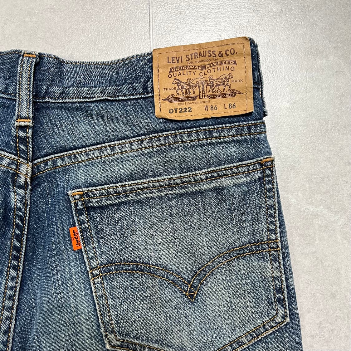 [33] 리바이스 오렌지탭 빈티지 워싱 청바지 상품이미지1