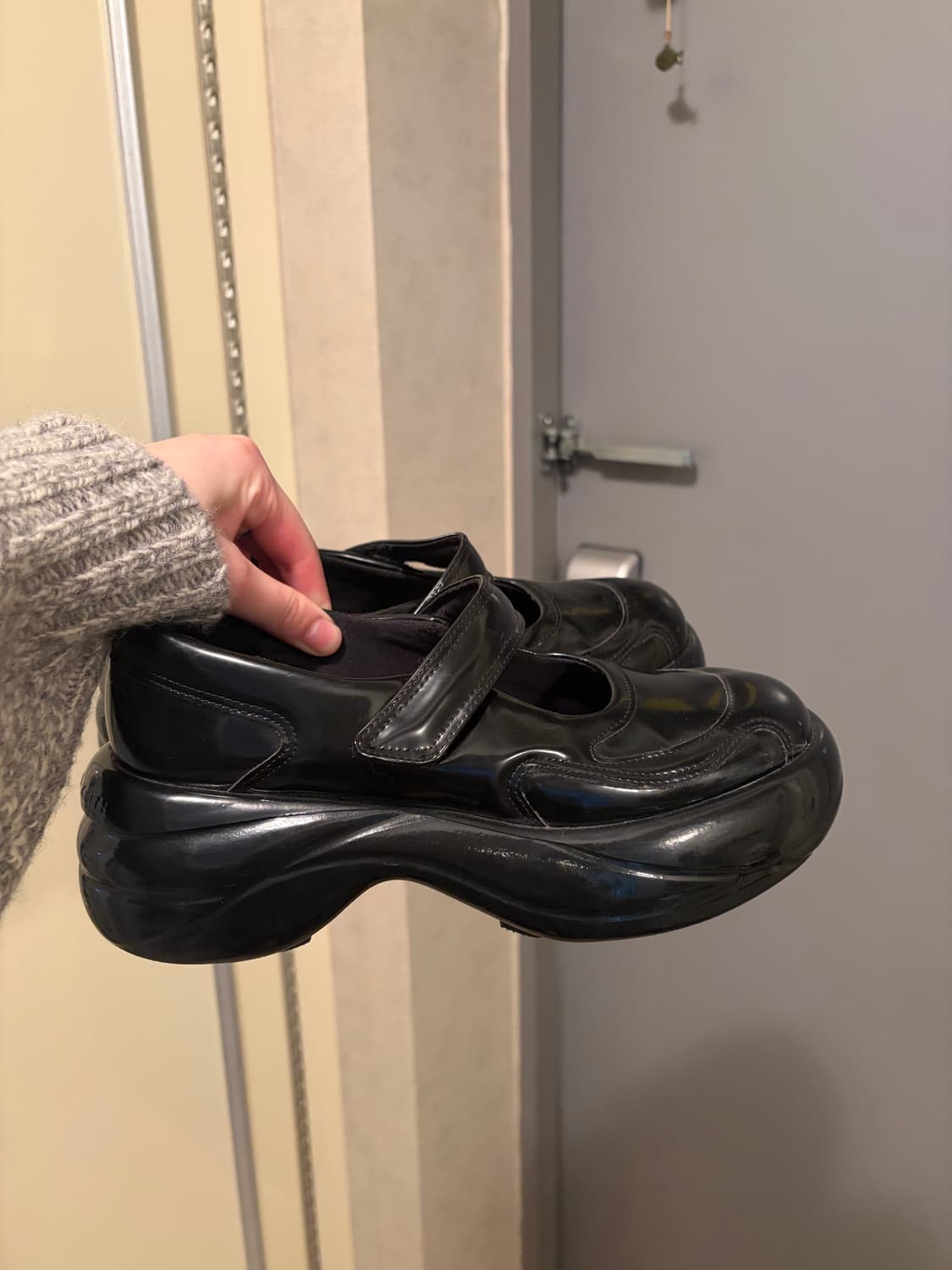 찰스앤키스 루니 에나멜 메리 제인 상품이미지5