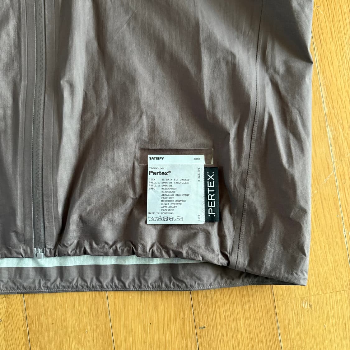 Satisfy 새티스파이 퍼텍스 3L 플라이 레인 자켓 상품이미지8