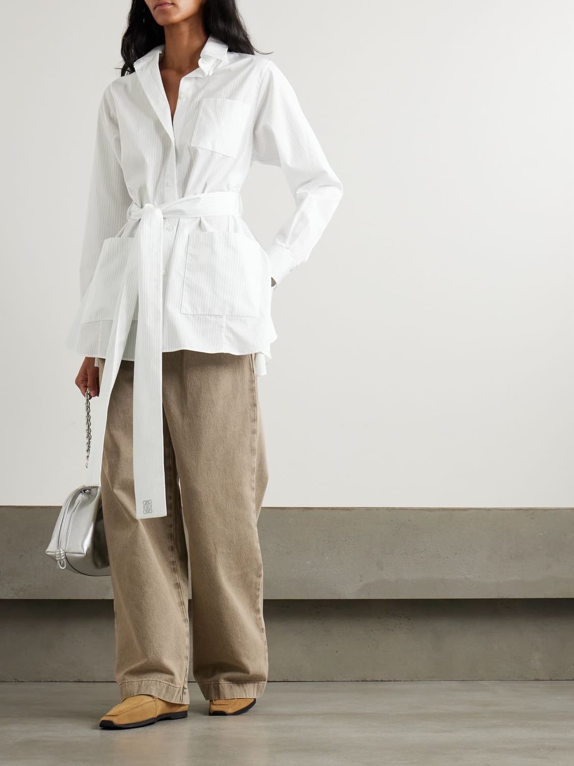 [에스파 윈터님 착용] 로에베 25ss 애너그램 스트라이프 벨트 셔츠 상품이미지3