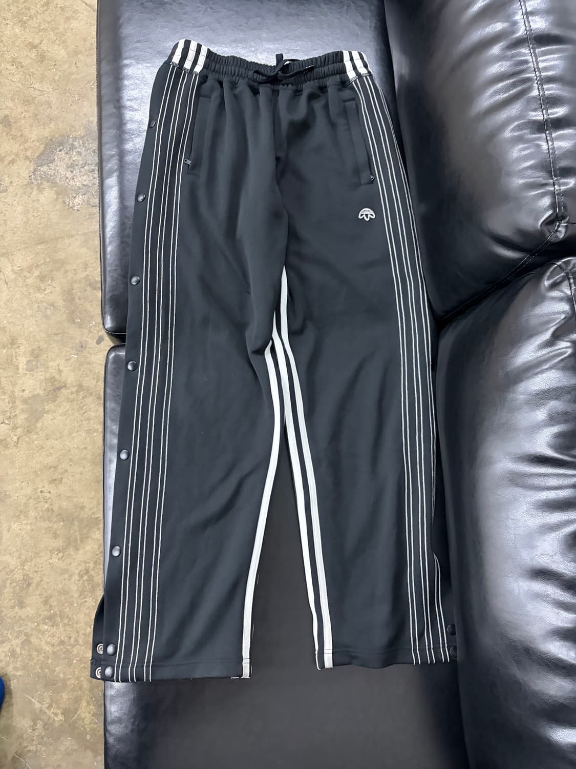 아디다스 x 알렉산더왕 콜라보 트랙팬츠 s 상품이미지1