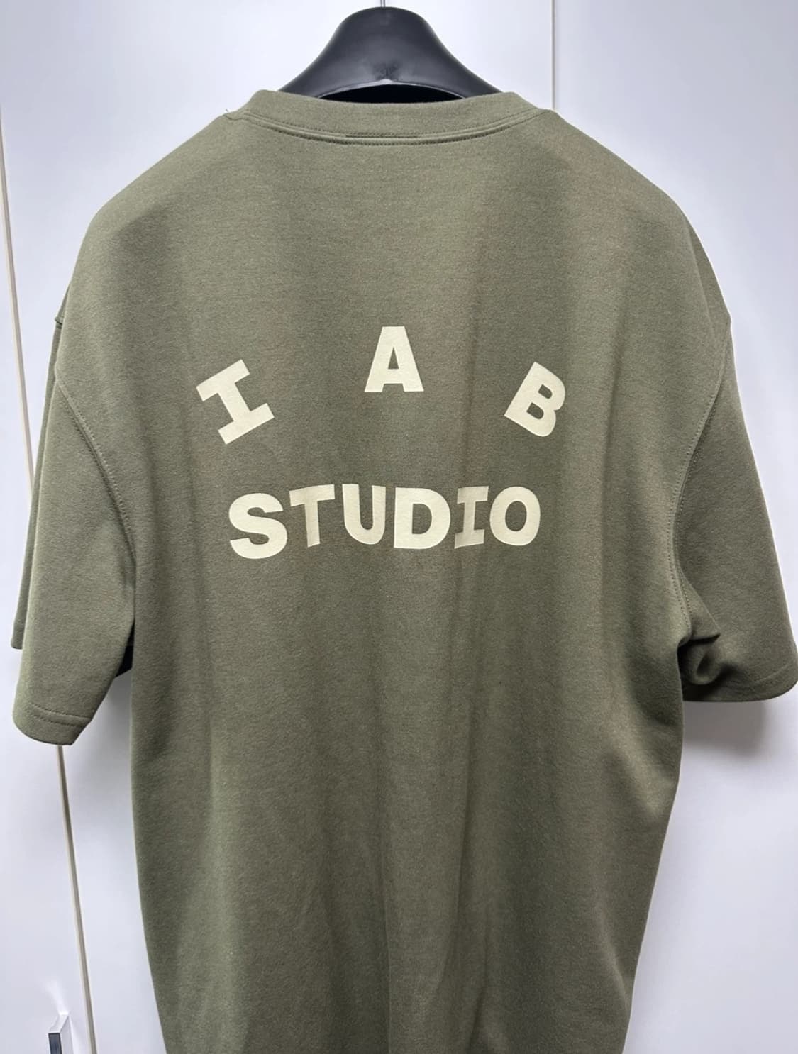 아이앱스튜디오 넷플 D.P. 콜라보티셔츠 XL 상품이미지2