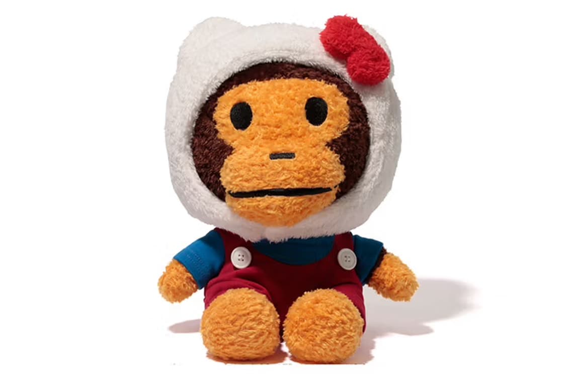 [Bape] Hello Kitty x Bape Plush Doll 상품이미지1