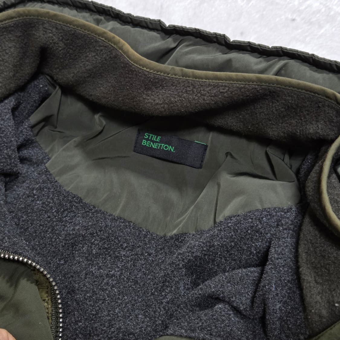 베네통 코리아 카키 야상 누빔 점퍼 상품이미지8