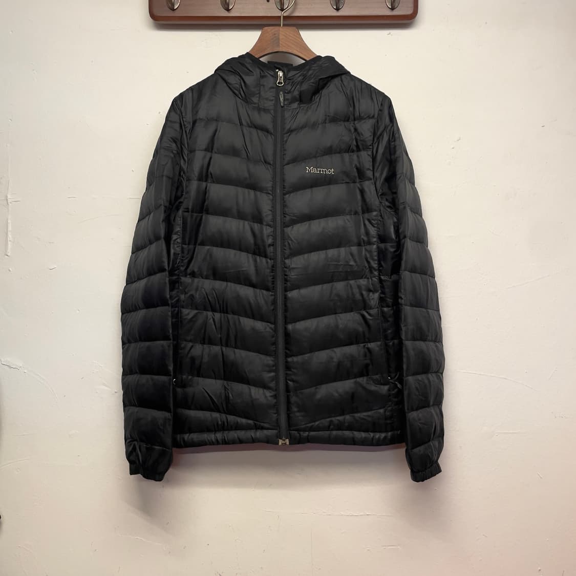 마모트 (우먼) 800필 구스다운 후디 경량 패딩   상품이미지1