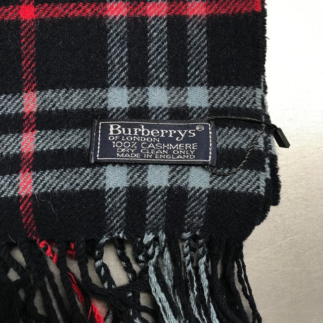 버버리 정품 캐시미어 머플러 네이비 상품이미지4