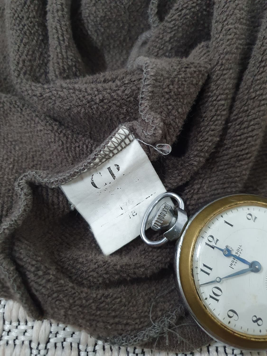 80s CP 씨피컴퍼니 자수 롤넥 스웨트셔츠 상품이미지5