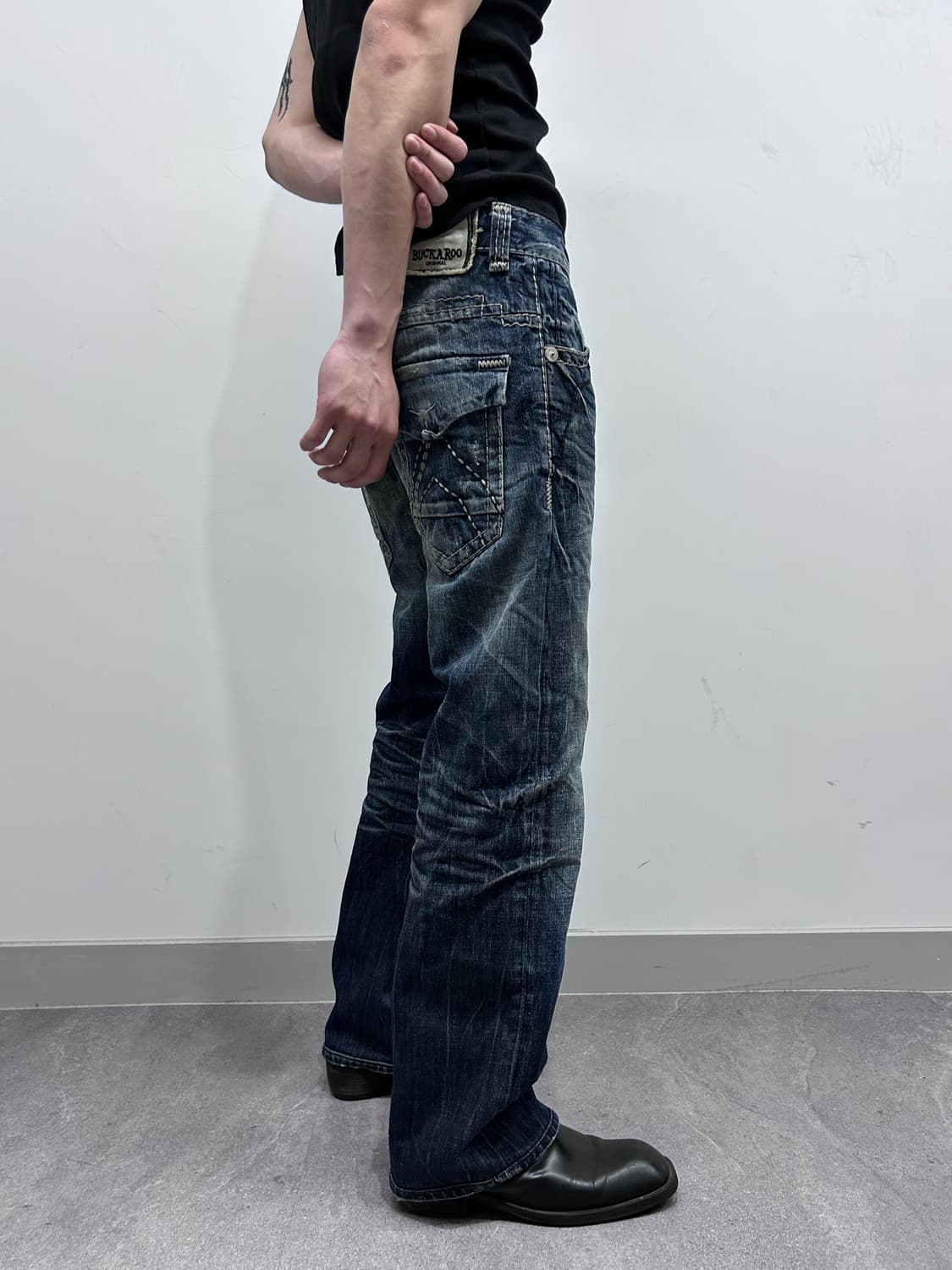 버커루 하드 워싱 데님 팬츠 상품이미지2