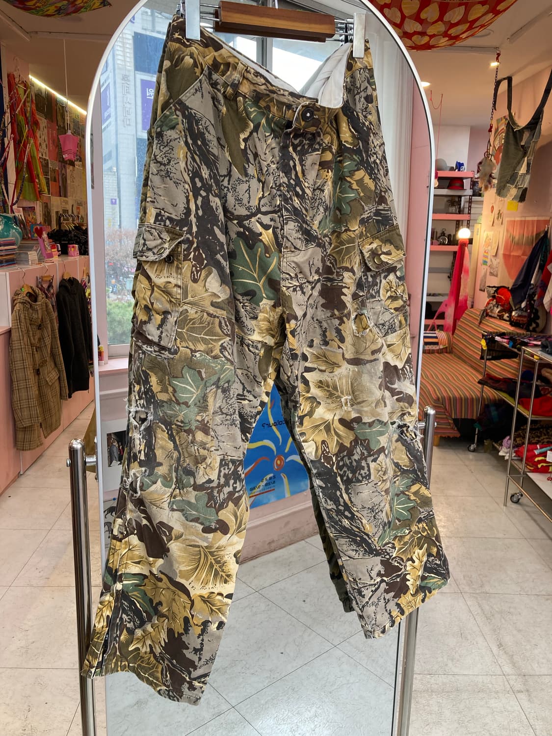 빈티지 패턴 카고 팬츠 상품이미지1