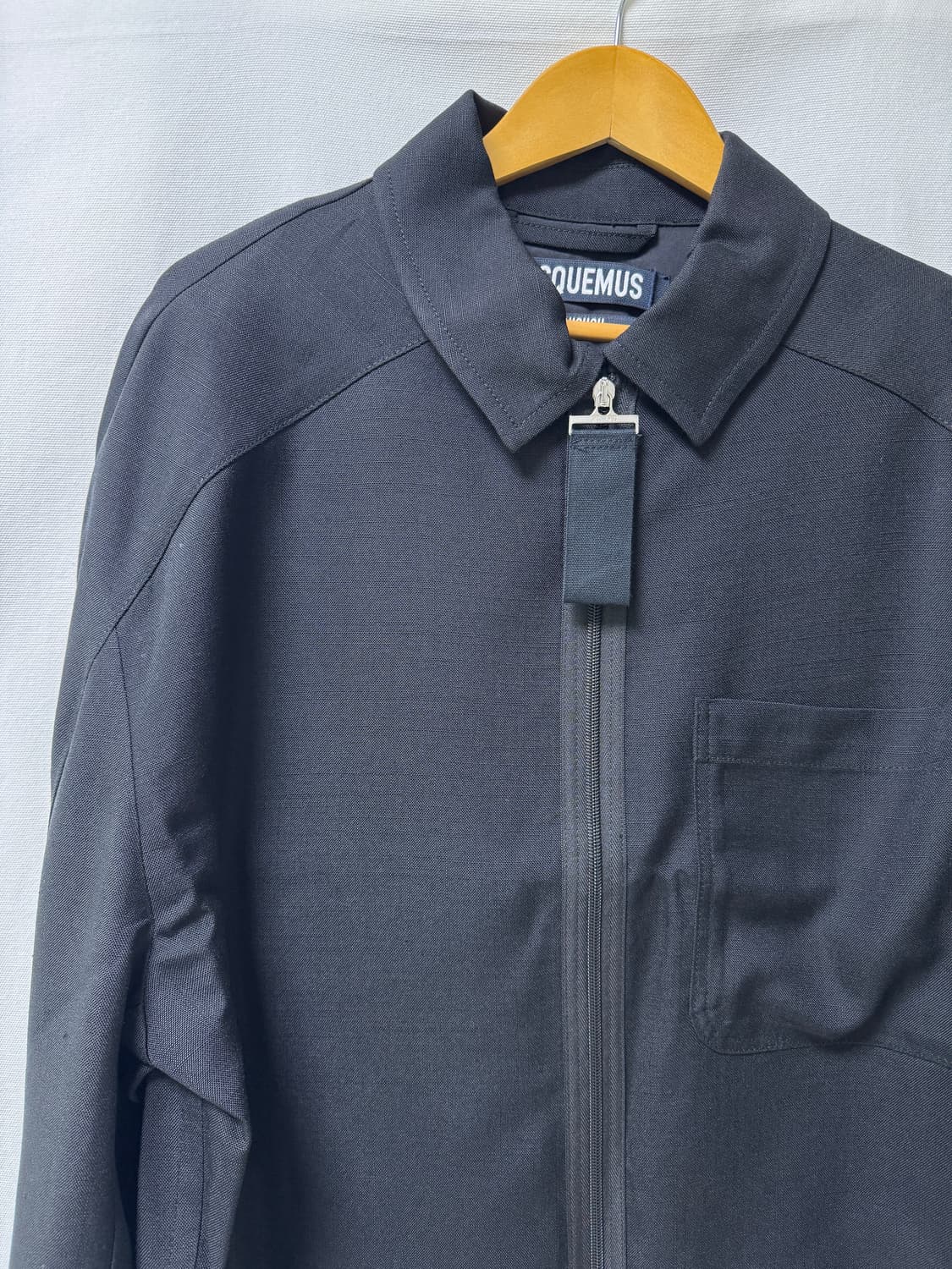 자크뮈스 르 블루종 리누 그로그랭 봄버 블랙 50 상품이미지4