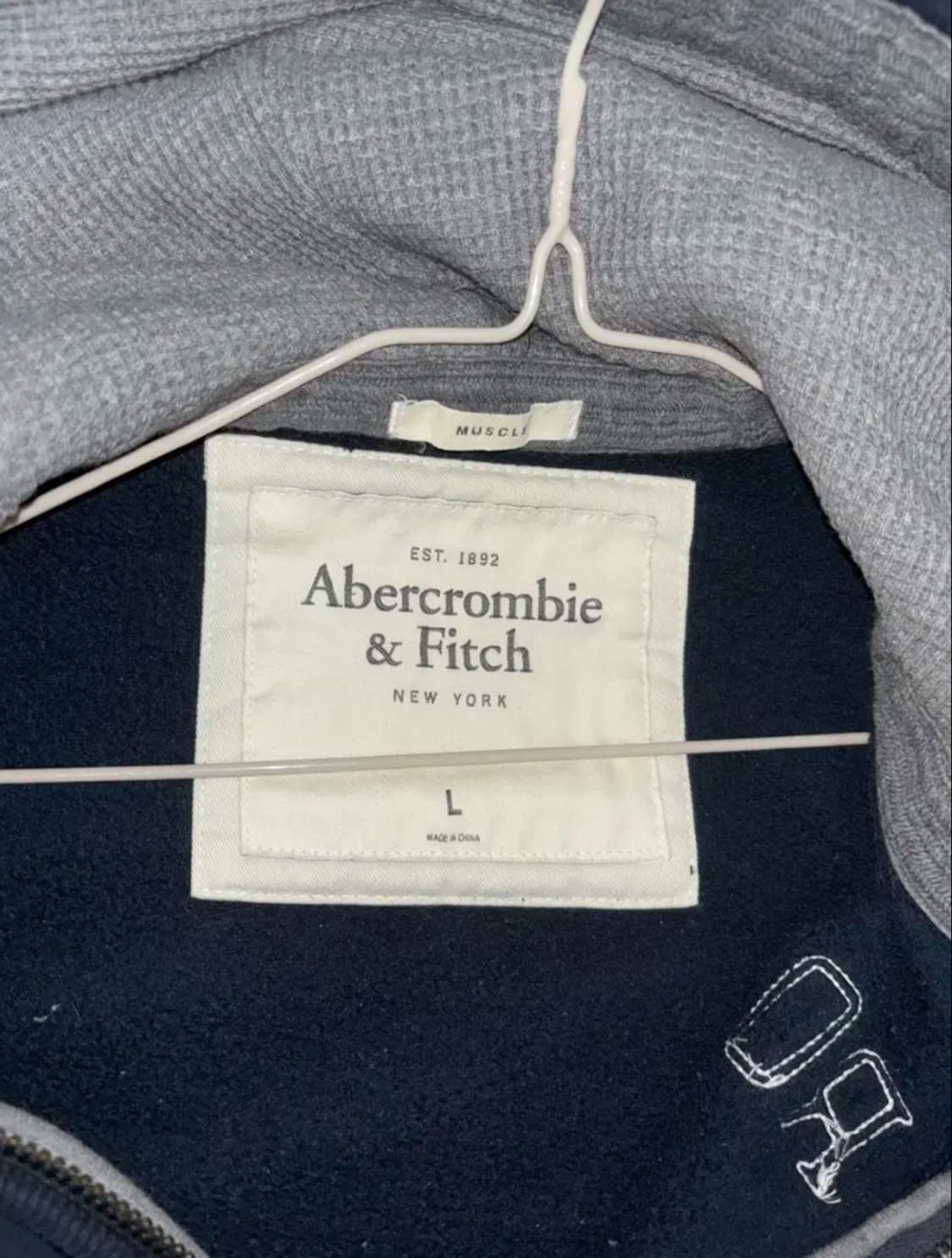 아베크롬비 네이비 아담스마운틴 후드집업 상품이미지2