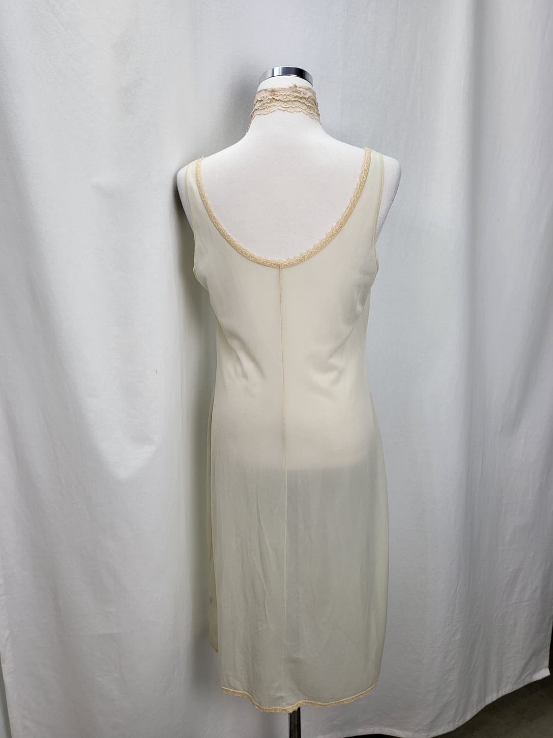 빈티지 소프트 버터크림 앤틱 플로럴 레이스 슬립 원피스 상품이미지3