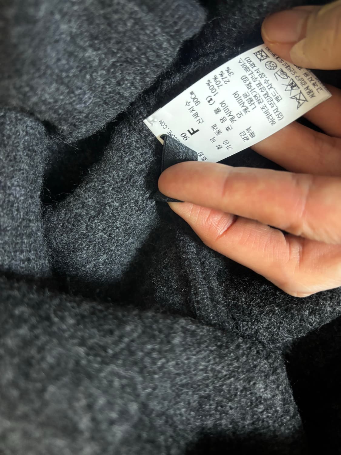 더캐시미어 인기 케이프 니트 차콜그레이 상품이미지4