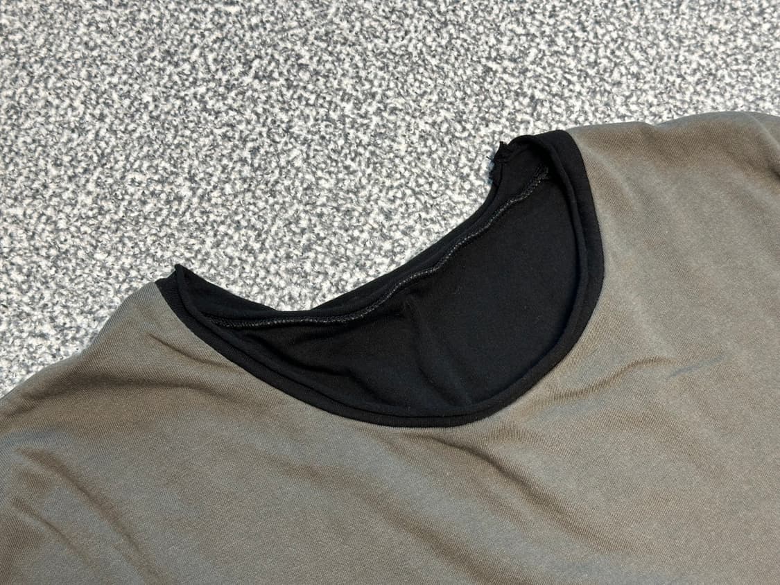 해칭룸 Two Face Linger Tee Olive/Black 상품이미지3